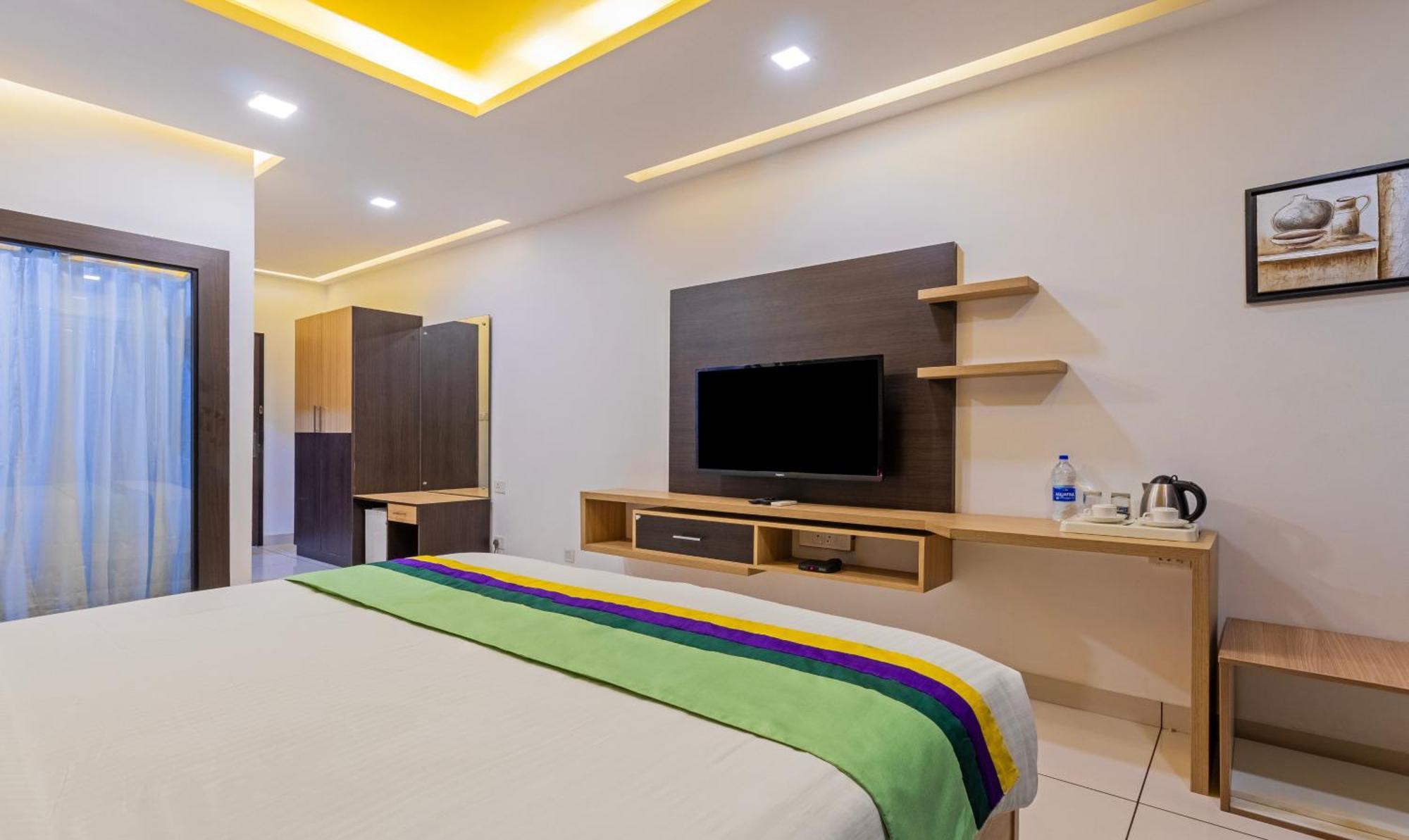 Treebo Grand Canyon By D2V Kochi Exteriér fotografie