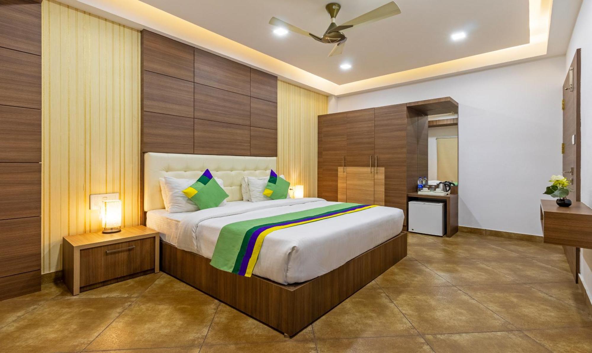 Treebo Grand Canyon By D2V Kochi Exteriér fotografie